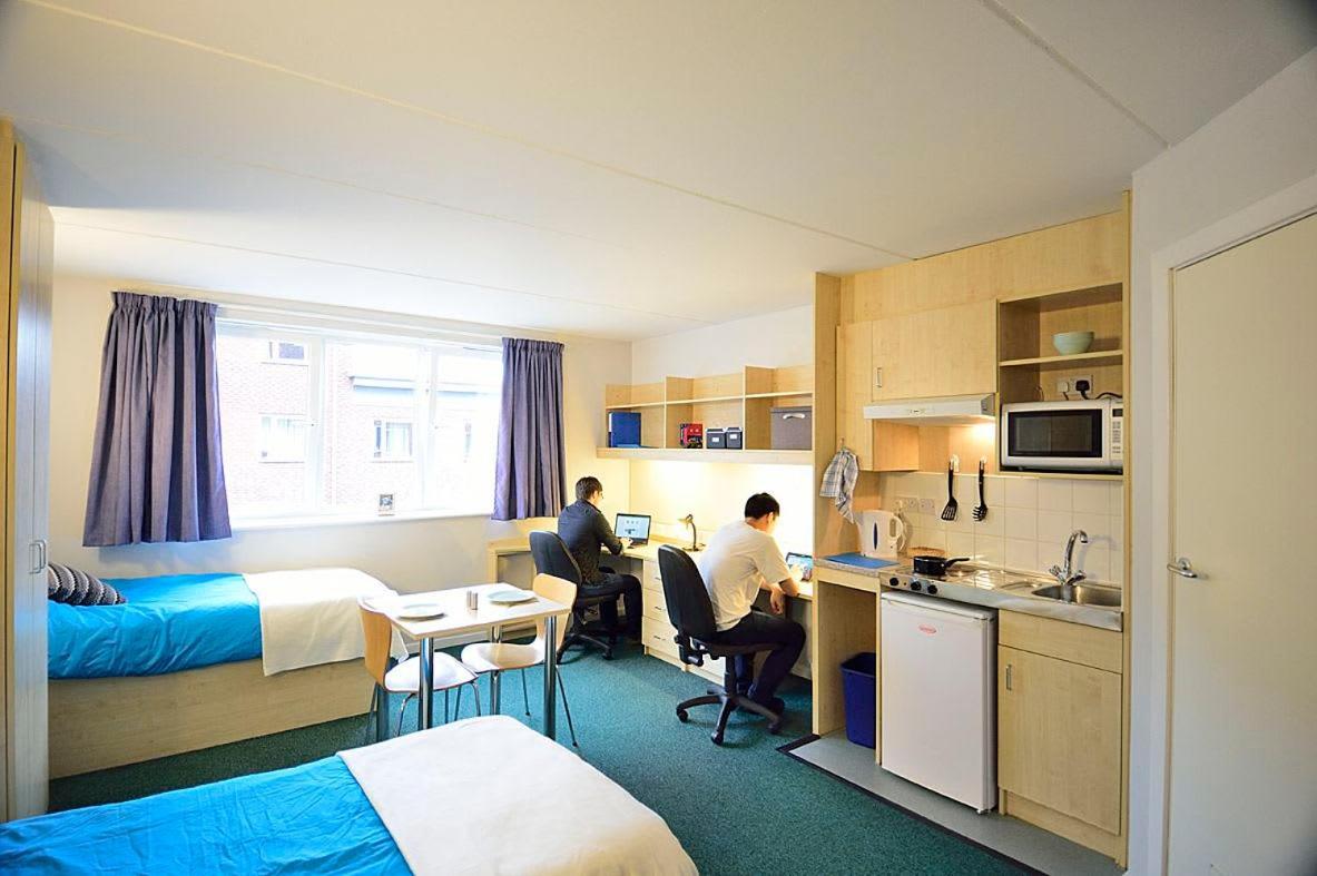 Broadgate Park Beeston Nottingham Apartment Exterior foto