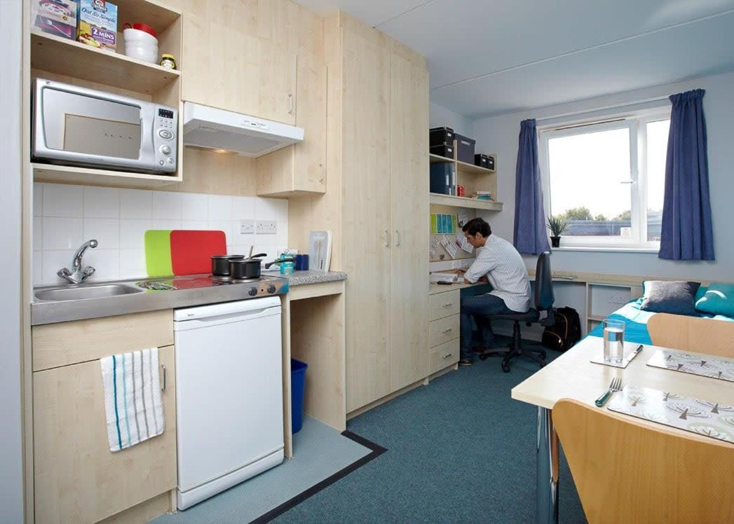 Broadgate Park Beeston Nottingham Apartment Exterior foto