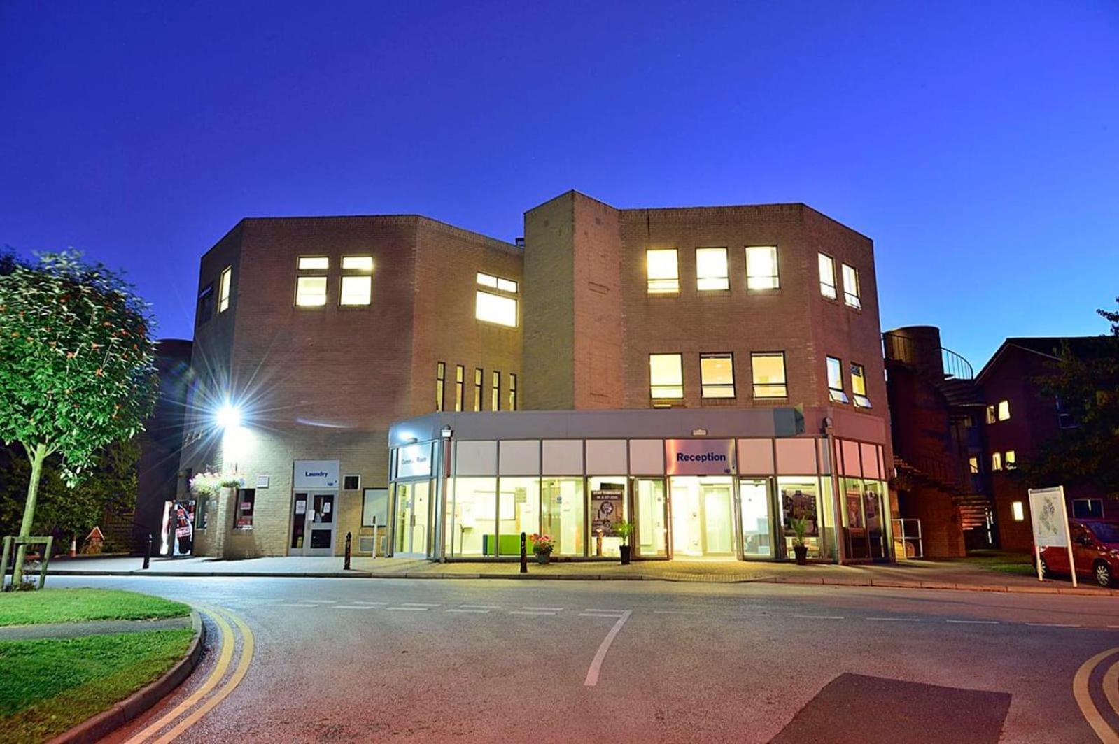 Broadgate Park Beeston Nottingham Apartment Exterior foto